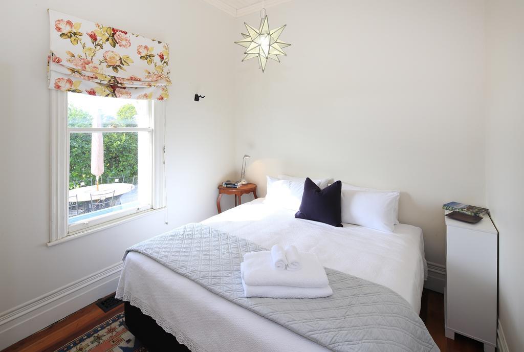Crescent Villa - Stay Waiheke Ostend Buitenkant foto